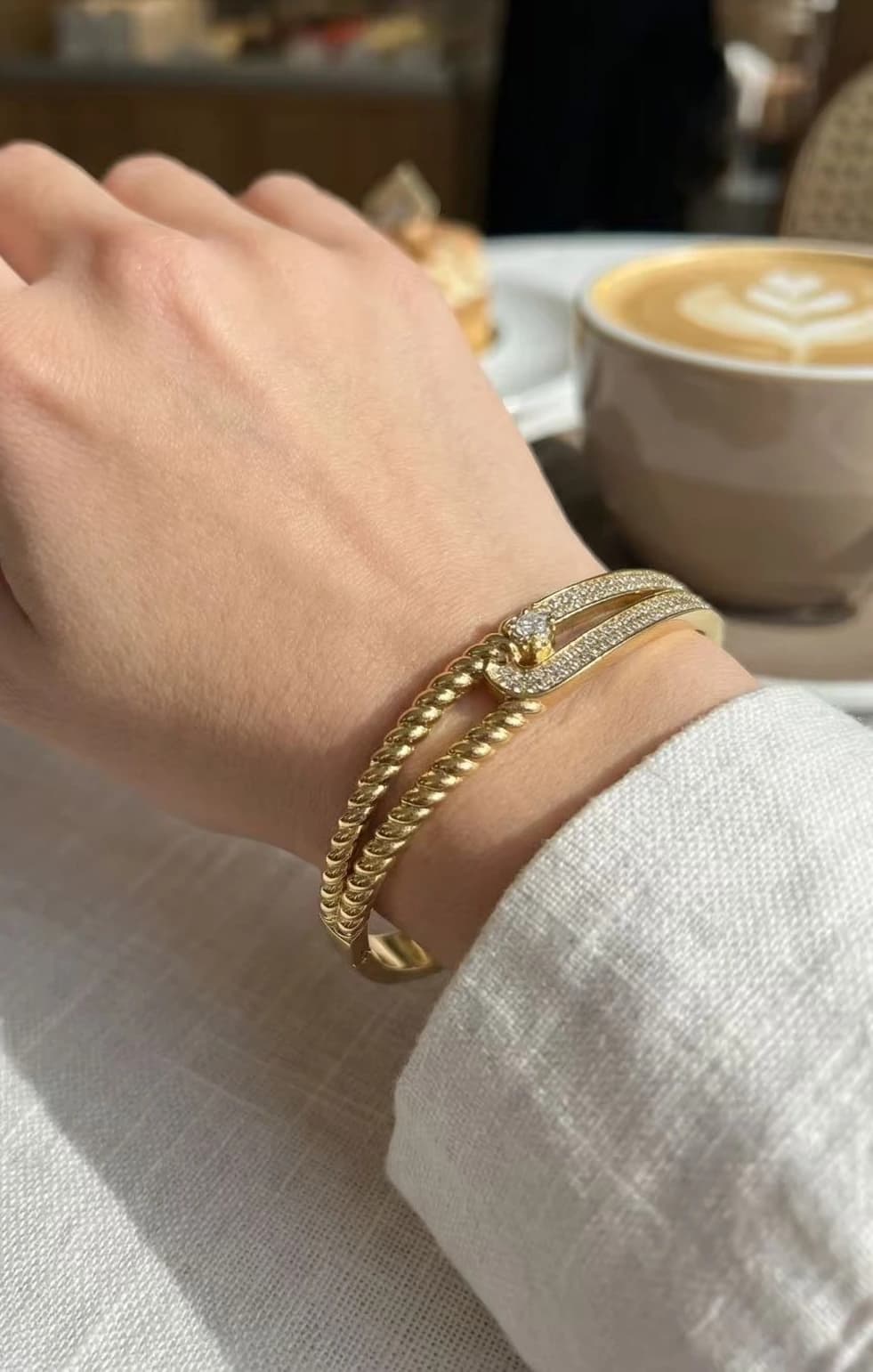 Bracelet jonc doré lien