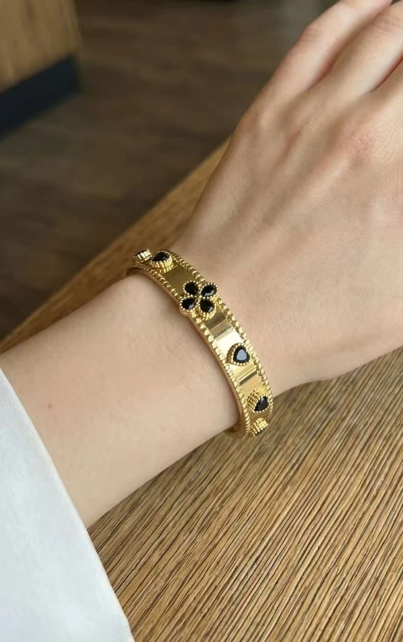 Bracelet jonc trèfle