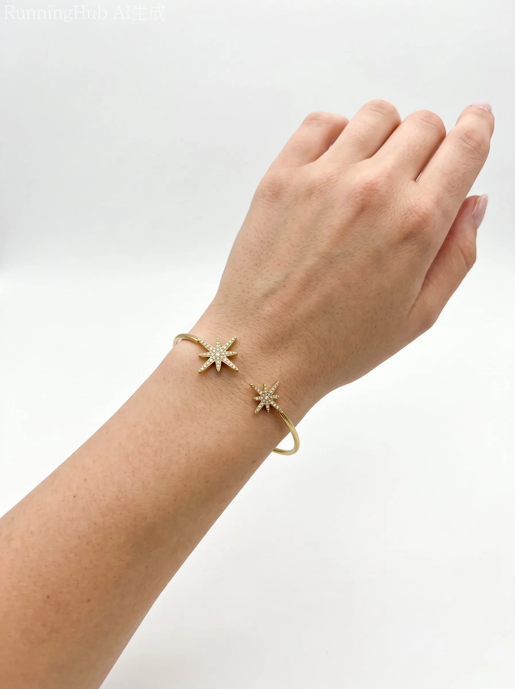 Bracelet jonc étoile strass