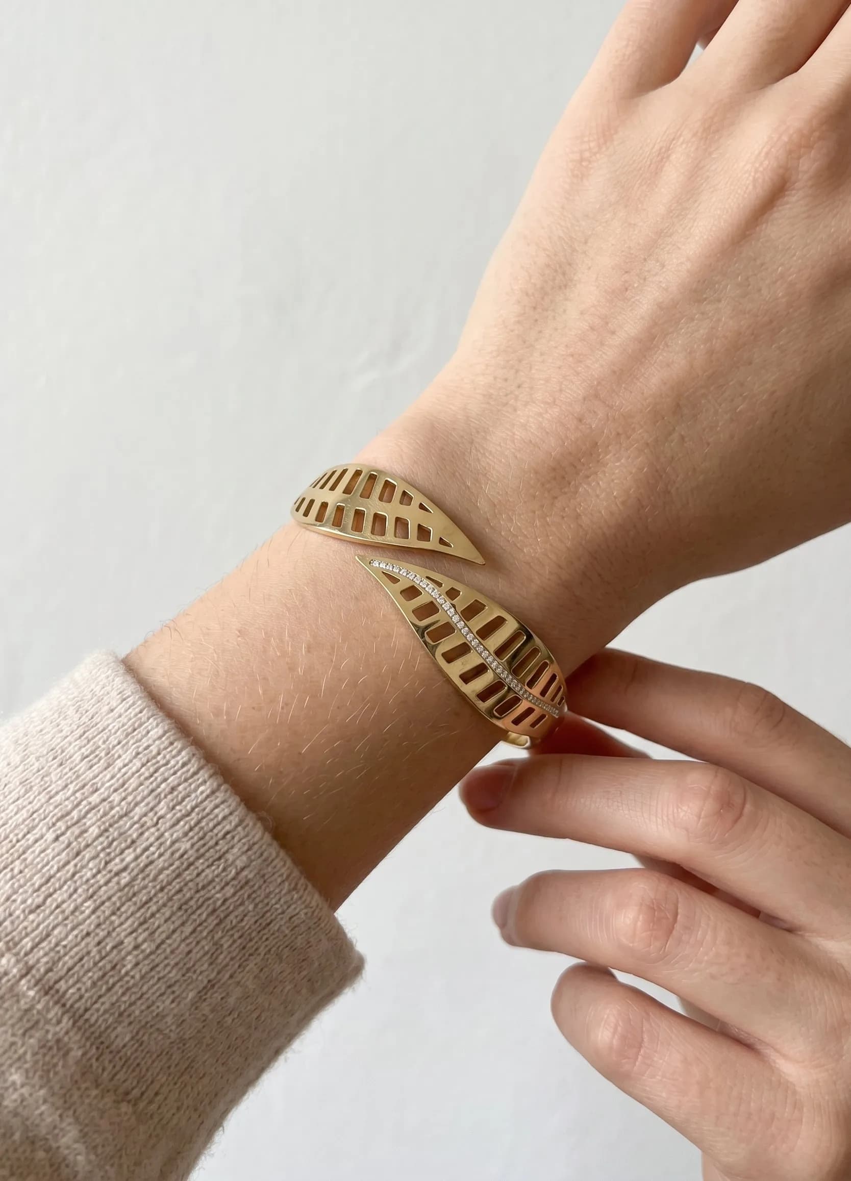 Bracelet jonc feuille