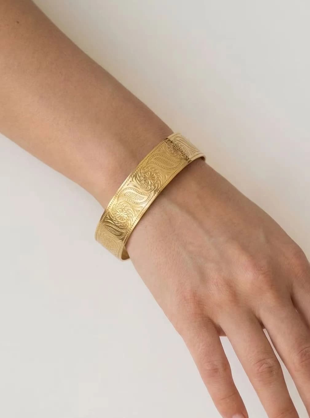 Bracelet jonc soleil