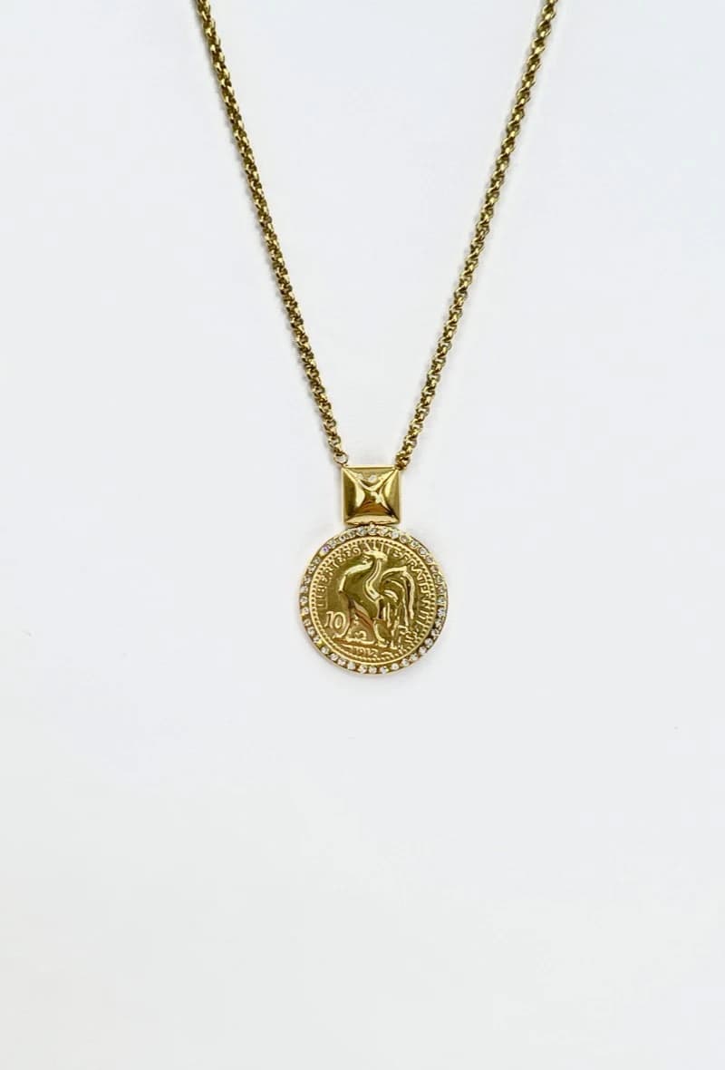 Collier coq carré