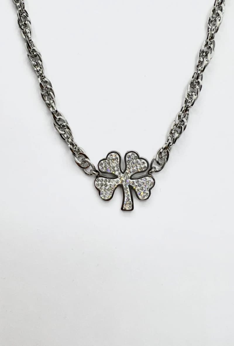 Collier trèfle