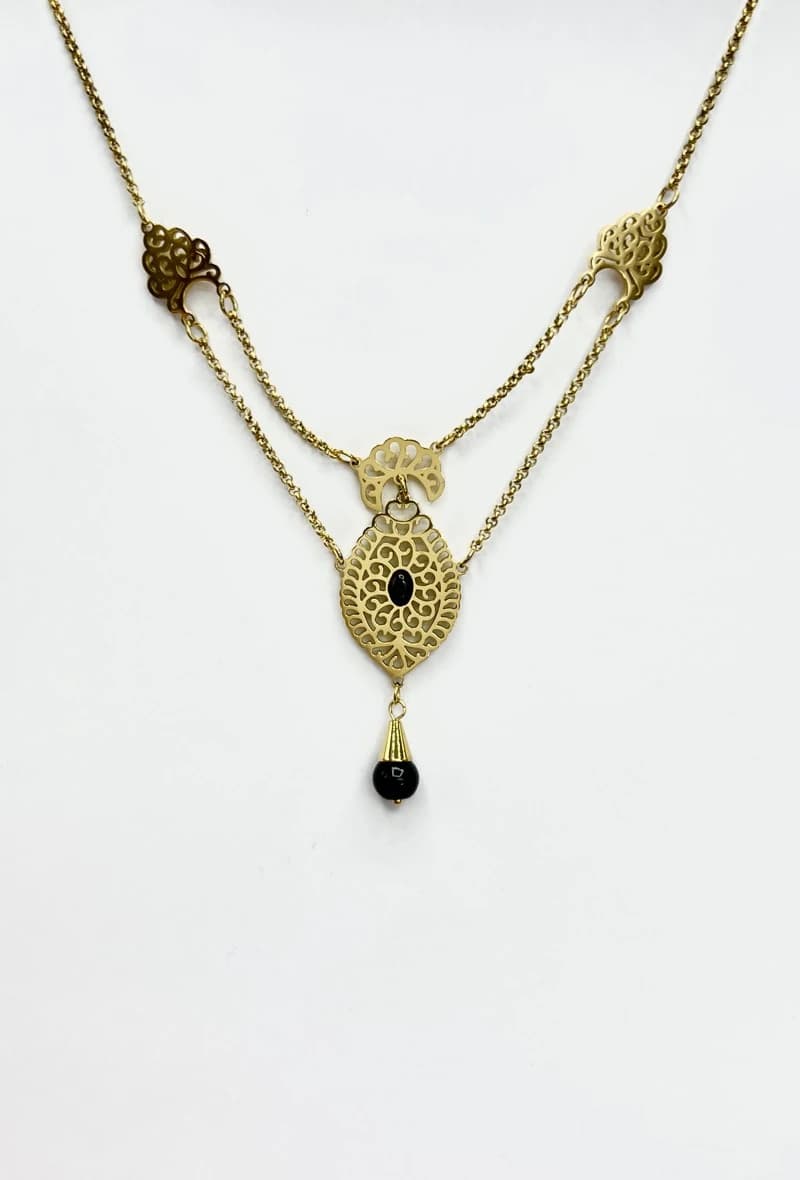 Collier forme orientale