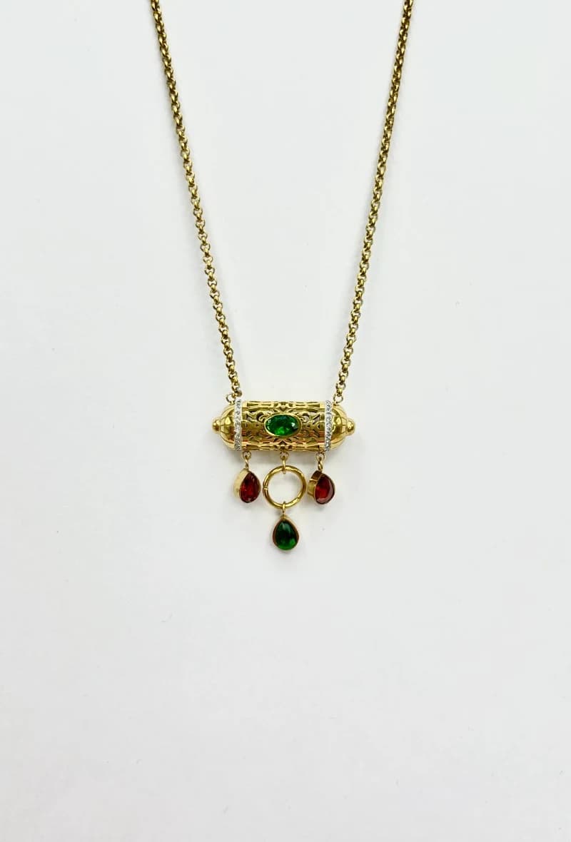 Collier goutte