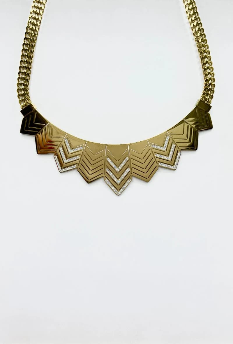 Collier flèche