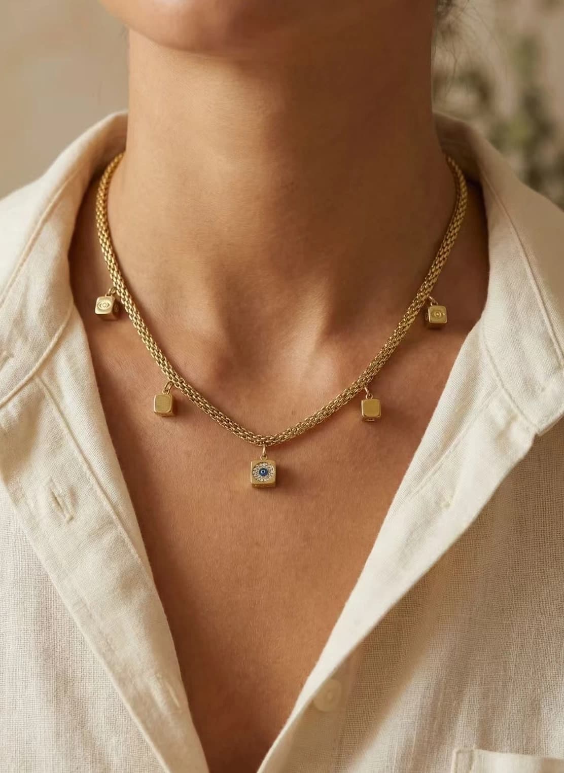 Collier oeil