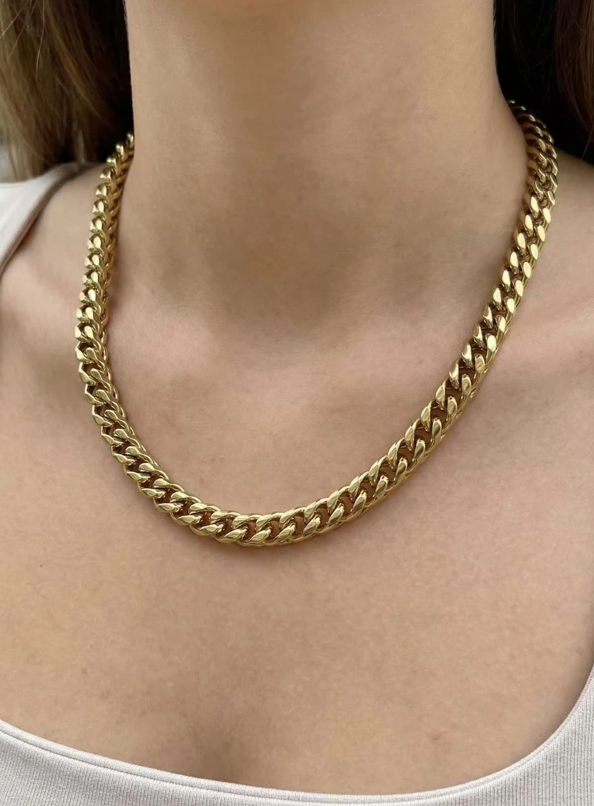 Collier chaine torsadé carré