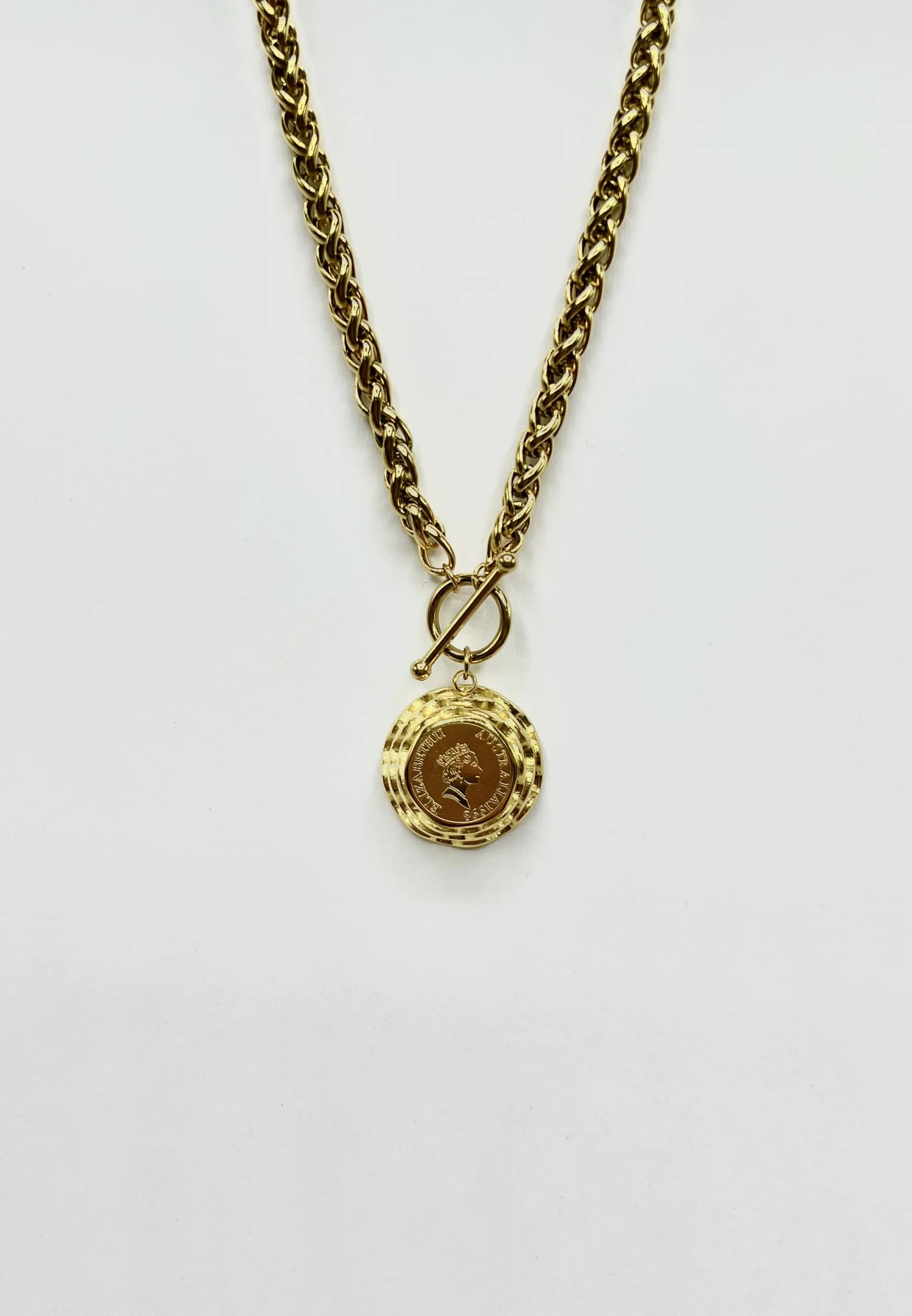 Collier Elizabeth bombé