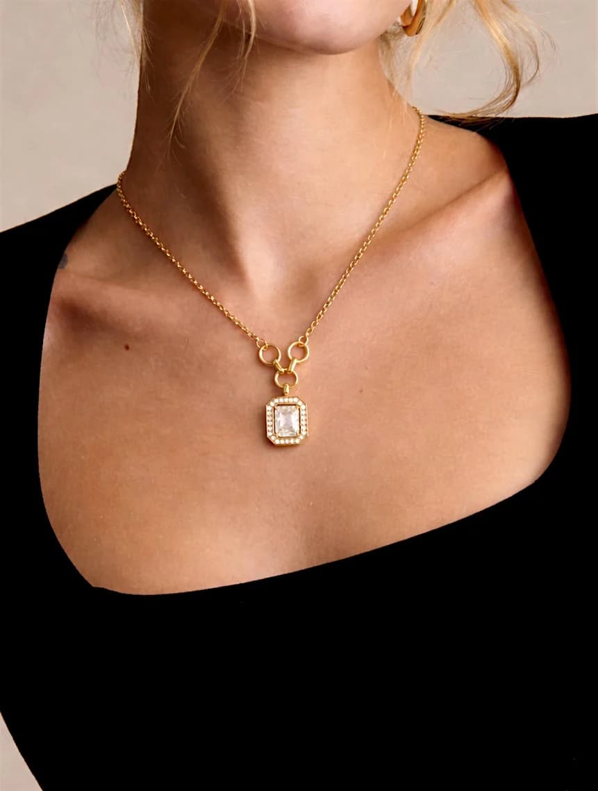Collier rectangle strass