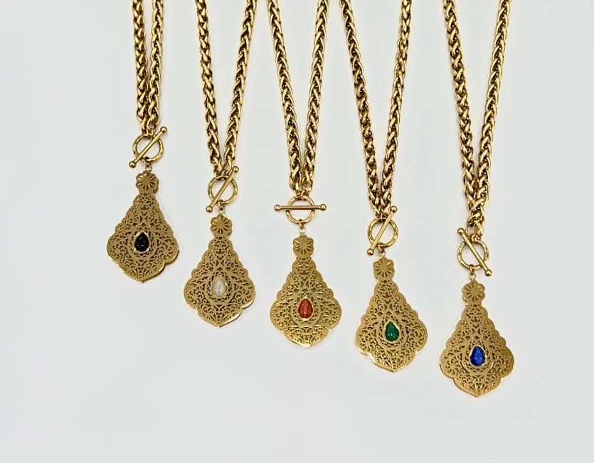 Collier goutte oriental