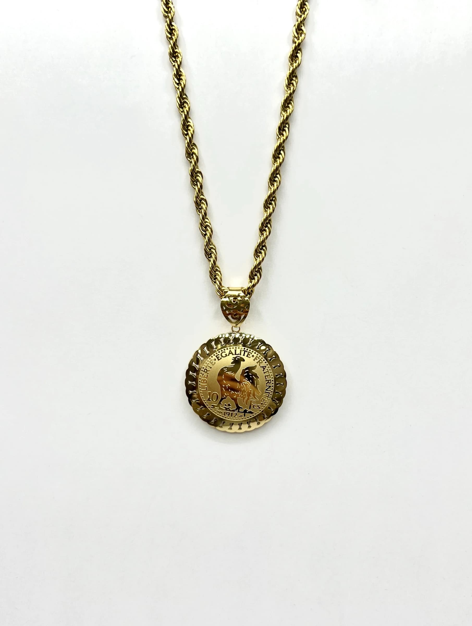 Collier coq rond