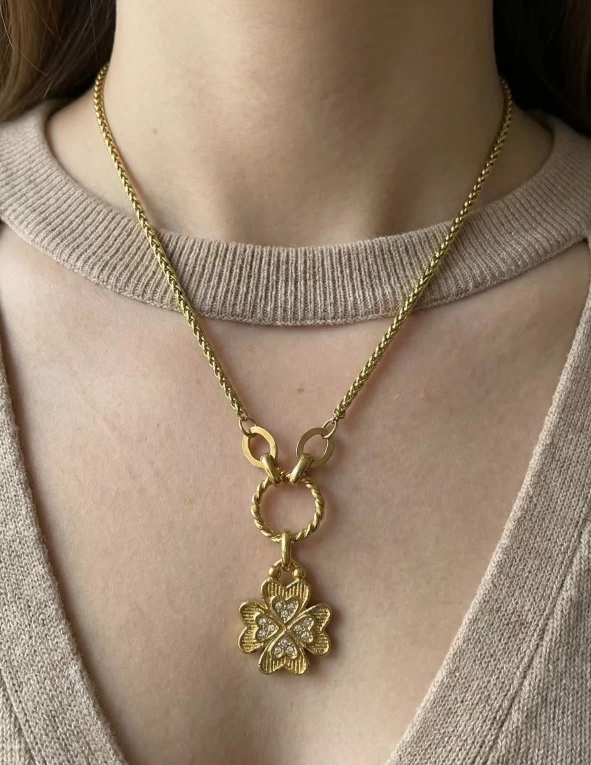 Collier trèfle