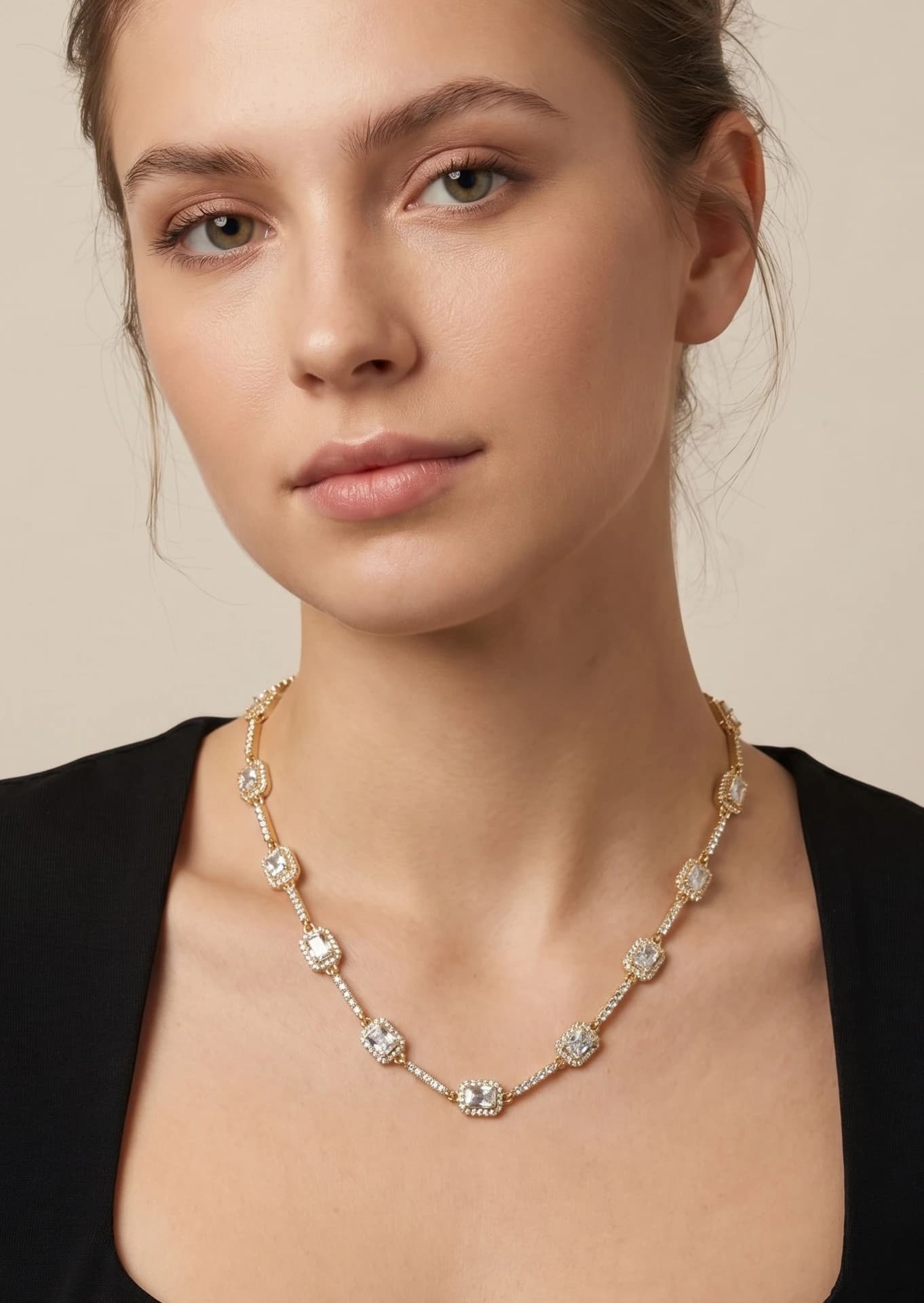 Collier barre rectangle strass