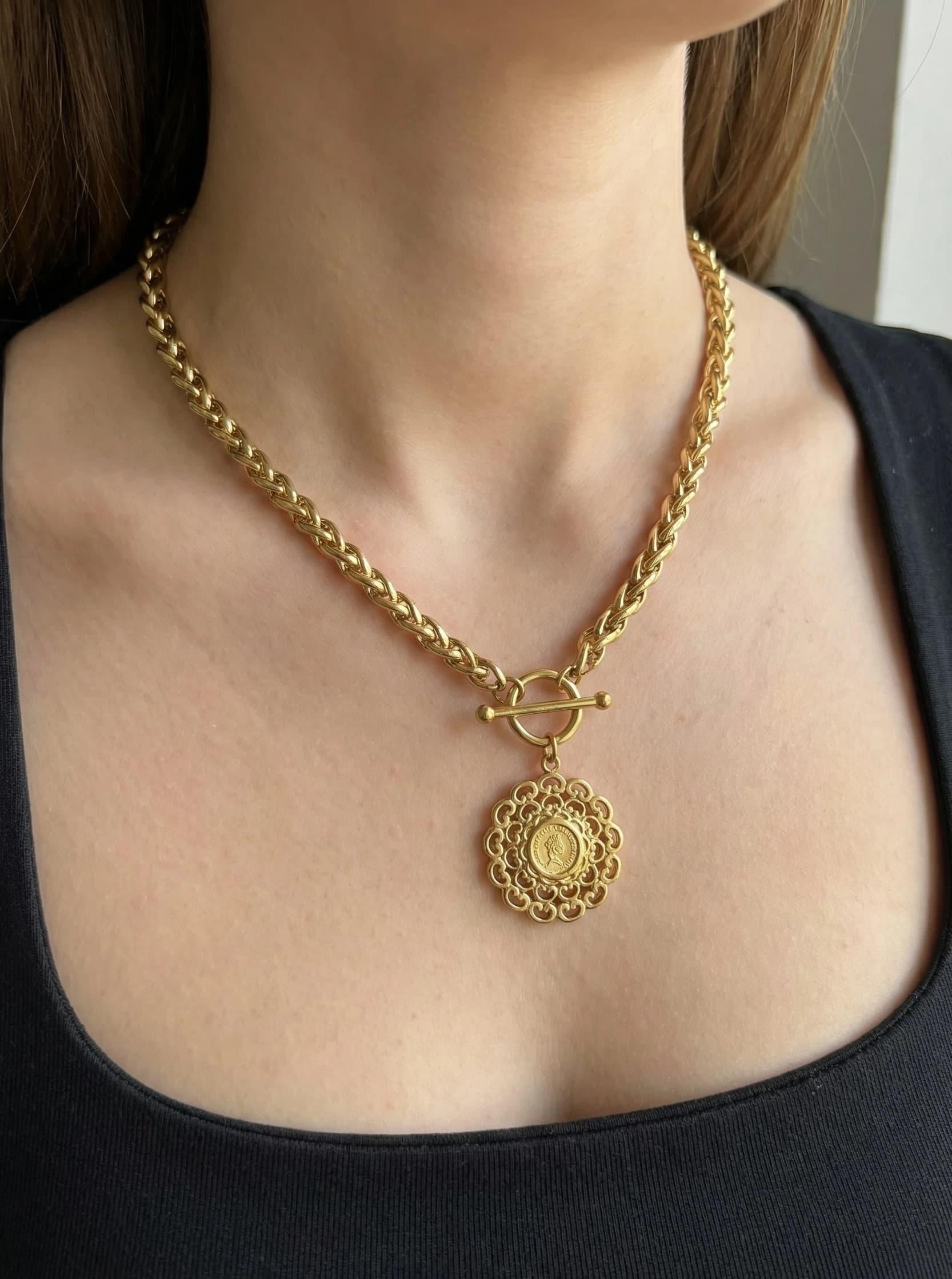 Collier Elizabeth rond