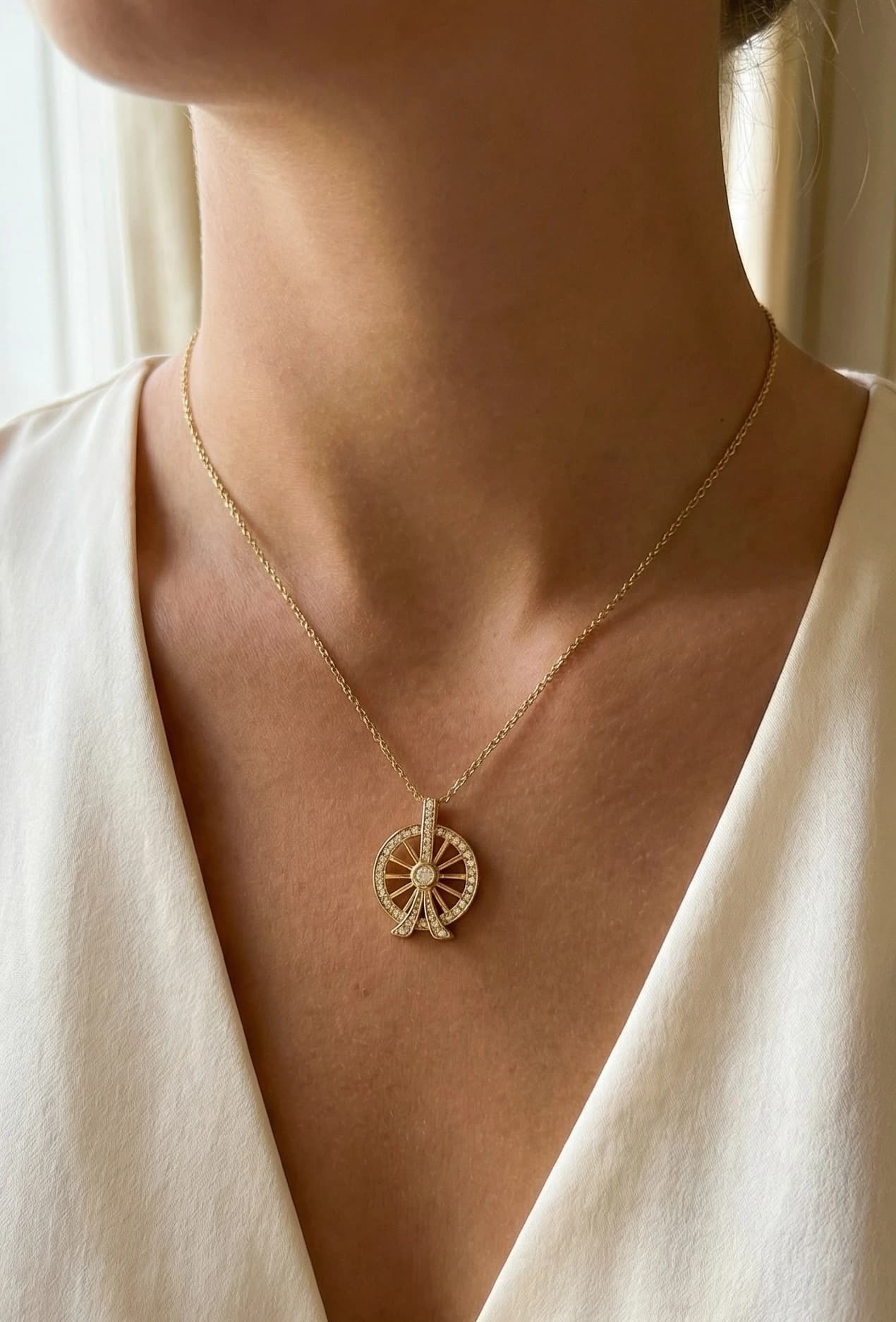Collier Tour Eiffel et roue