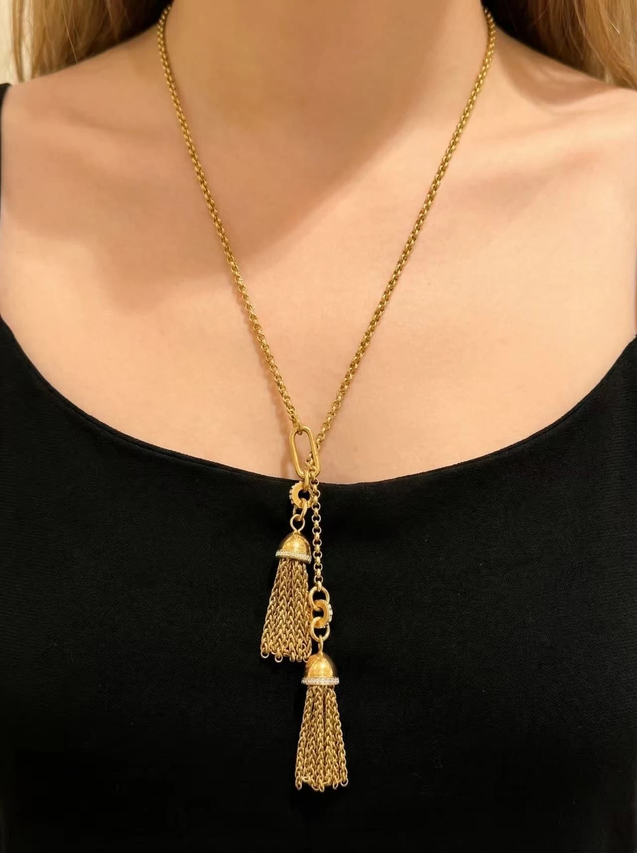Collier pompom