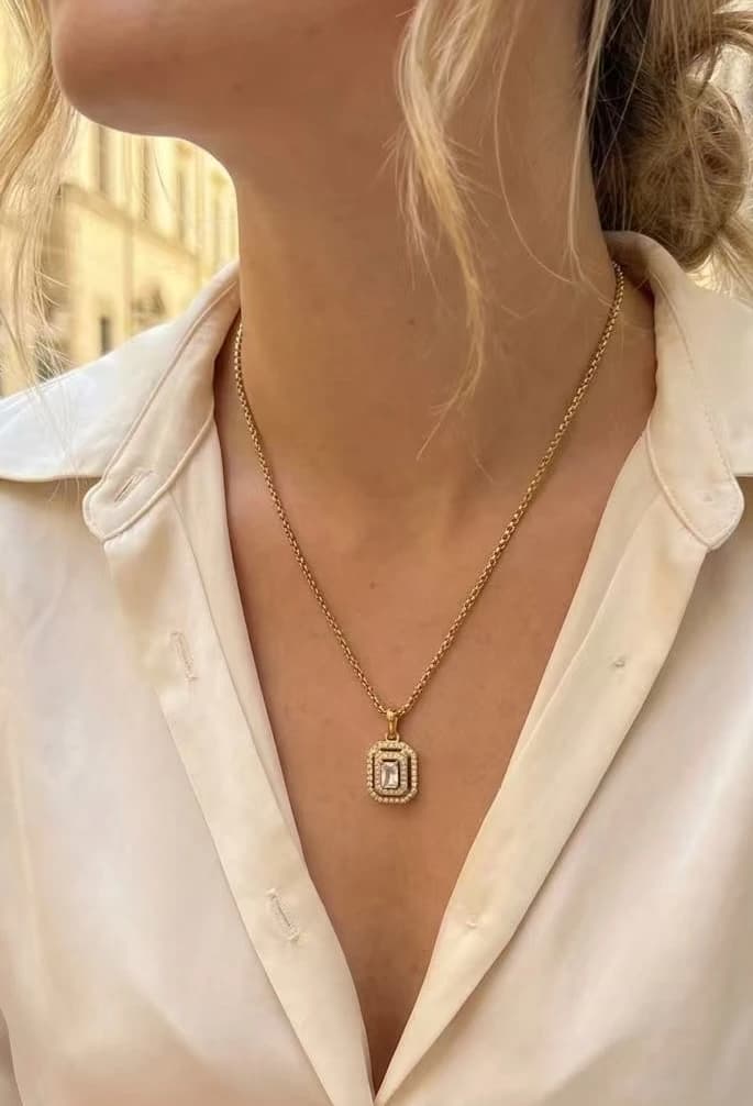 Collier rectangle strass