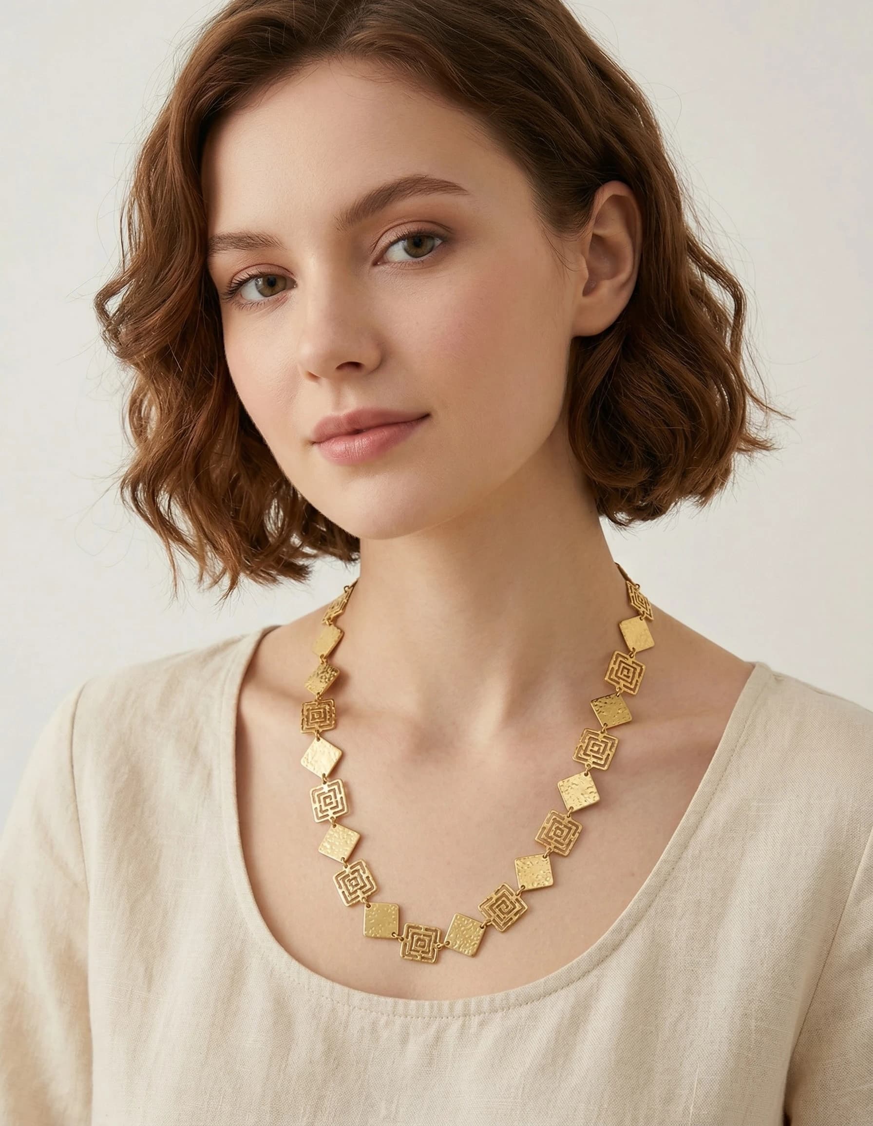 Collier chaine carré