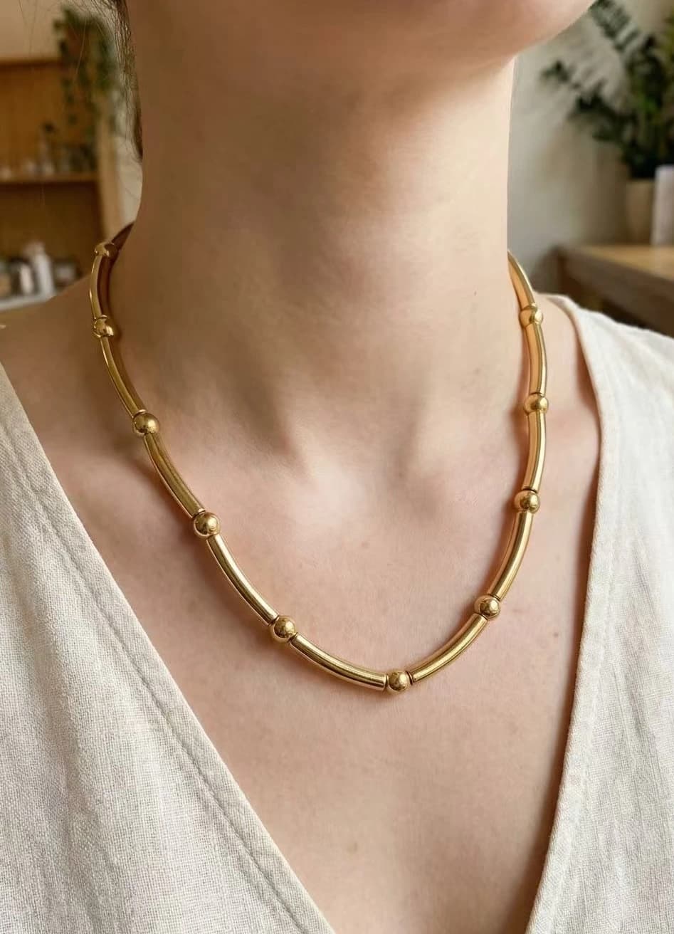 Collier chaine tube