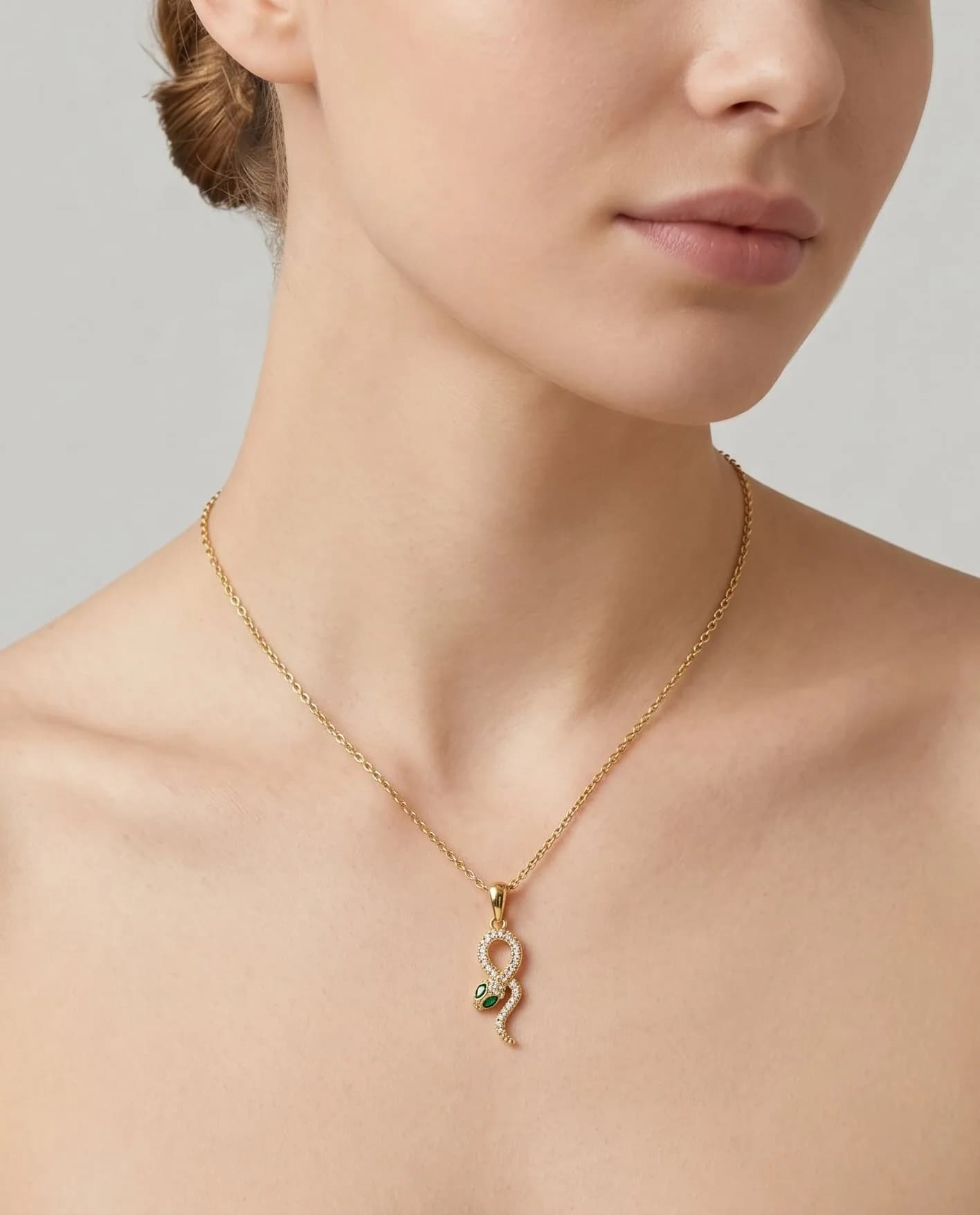 Collier serpent strass