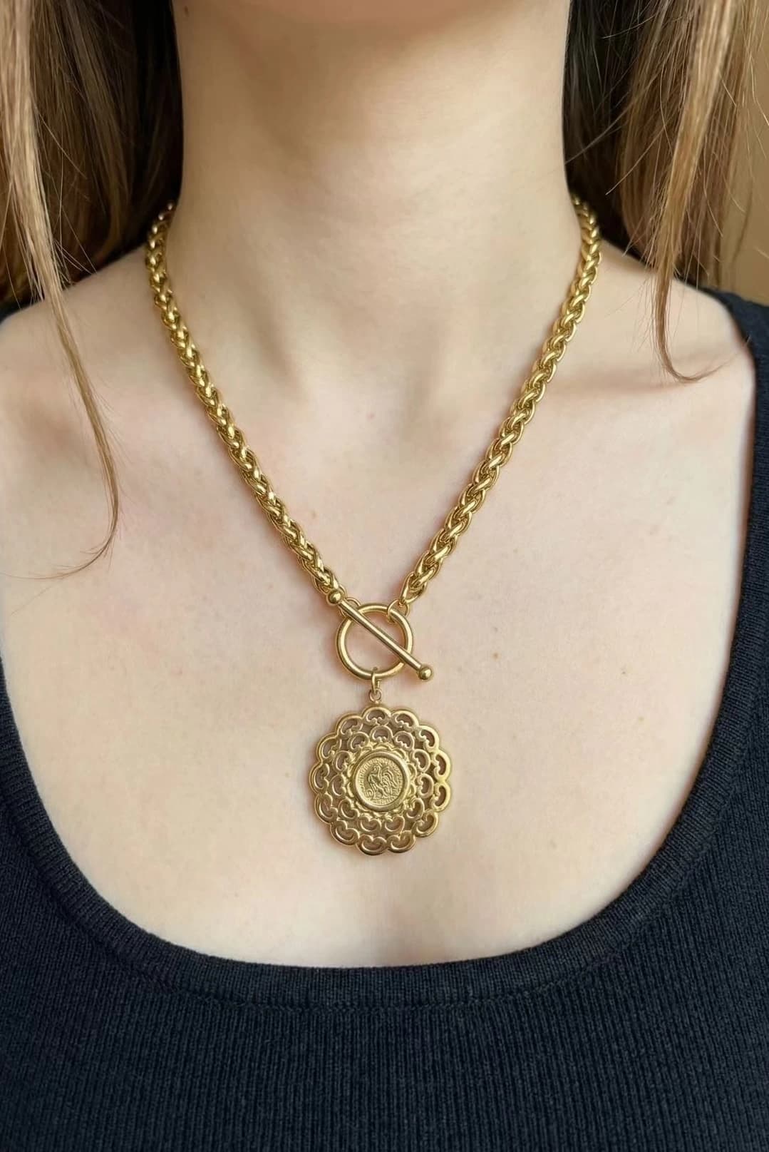 Collier coq rond