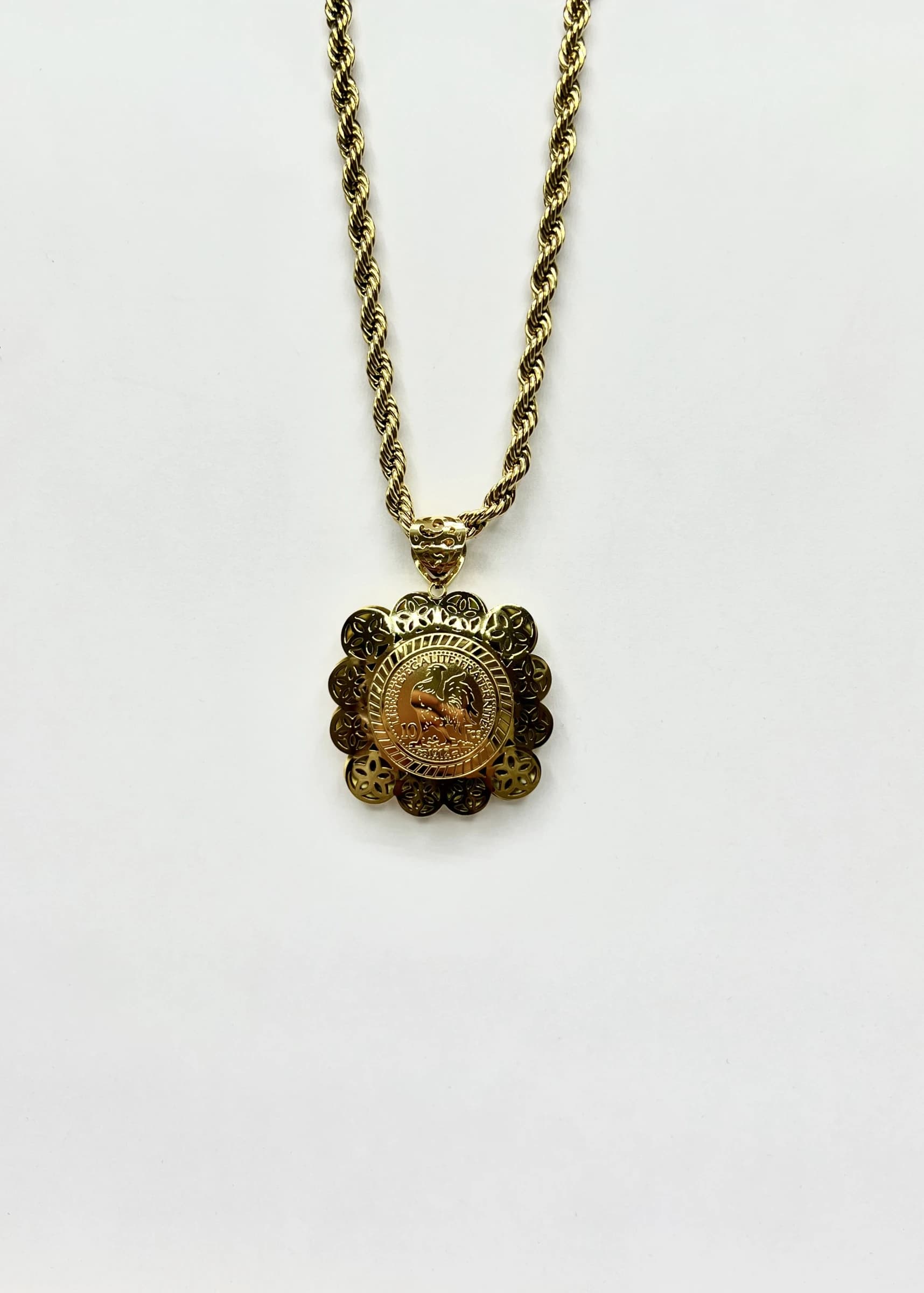 Collier coq carré