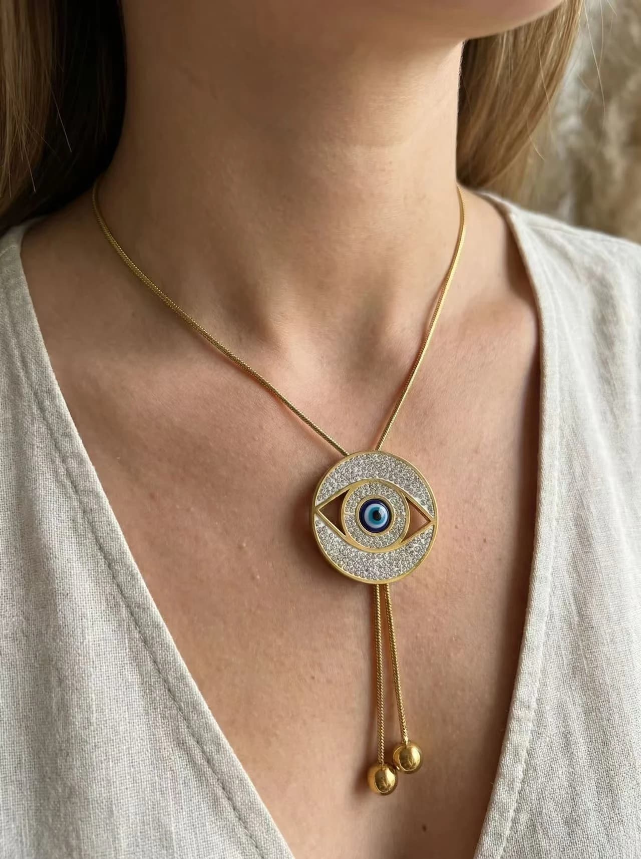 Collier oeil