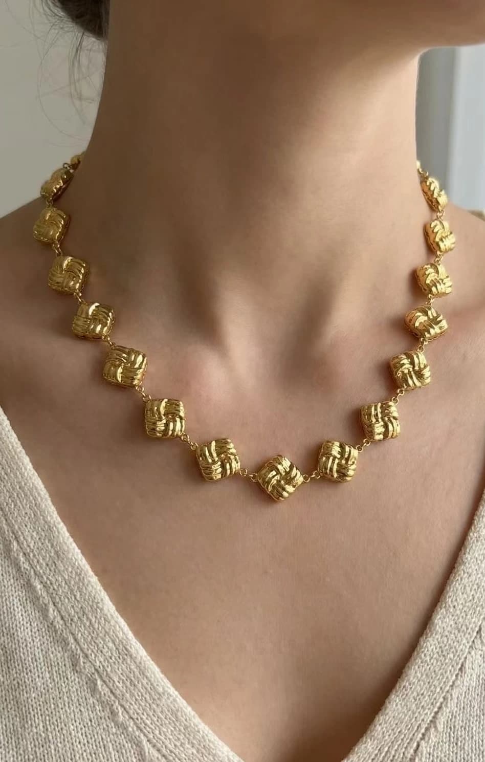 Collier carré